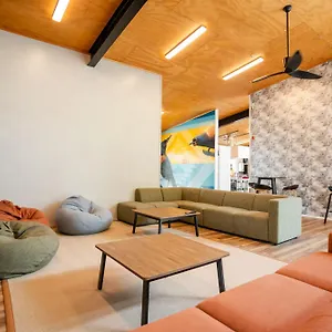  Hostel Haka House New Zealand