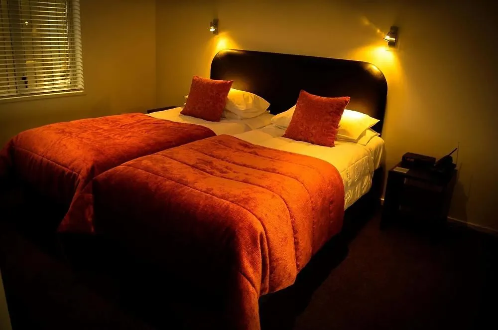The Grange Motel Christchurch 4*,